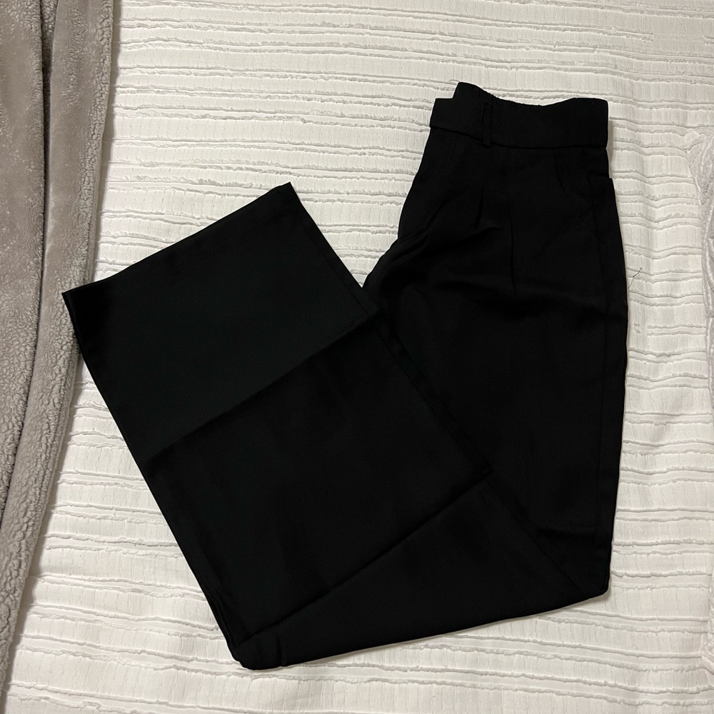 Viral BRAND NEW Daisy Grace Wide Leg Tailored Pant